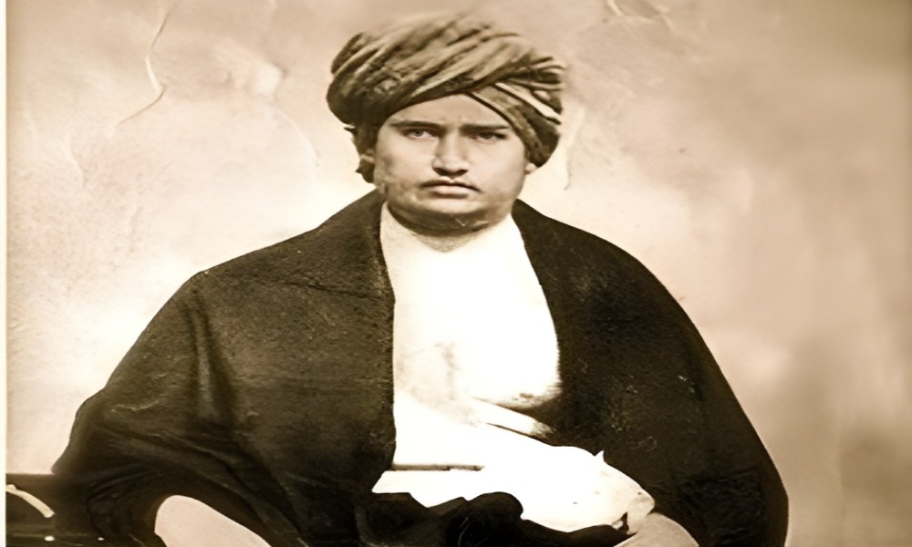 जयंती विशेष : 'मूलशंकर' कैसे बने 'दयानन्द सरस्वती' क्यों बजाया 'वेदों की ओर लौटें' का बिगुल, कैसे हुई थी मृत्यु, क्या थे अंतिम शब्द !!